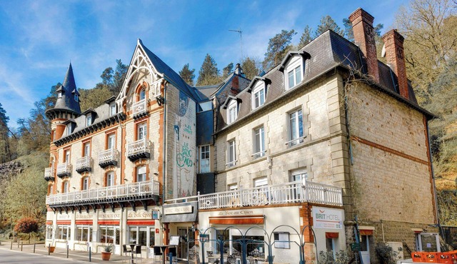 BRIT HOTEL & SPA Le Roc au Chien