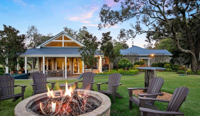 Brokenback Vineyard Luxe Homestead