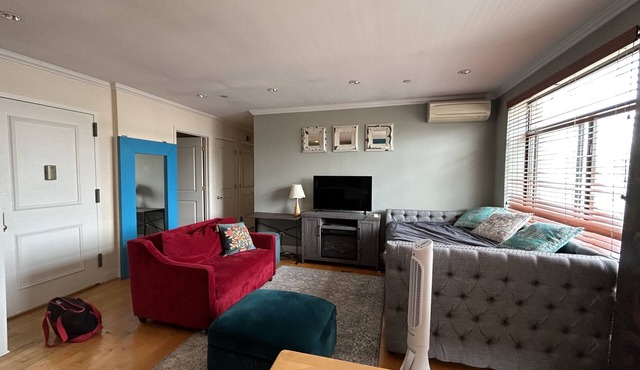 Brooklyn Sky! Cozy 2BR/2BA Windsor Terrace Condo with private rooftop terrace