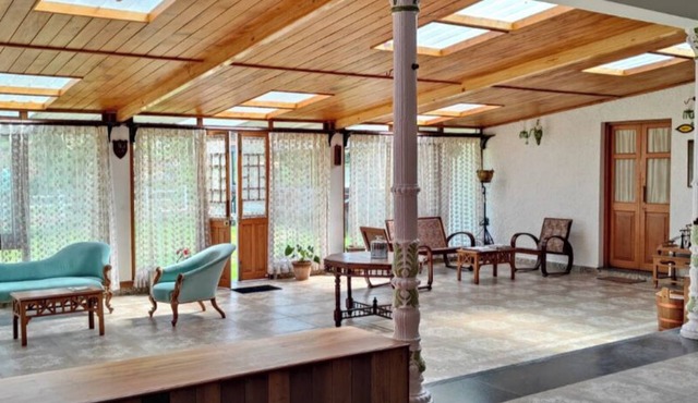 Brooklyn Villa