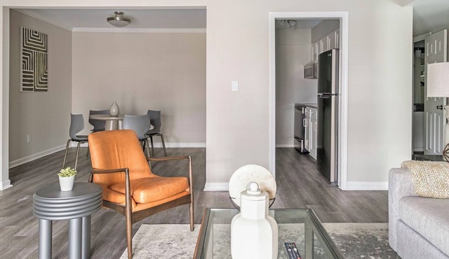 Brookwood 2BD 5 - Two Bedroom Apartment, Sleeps 4