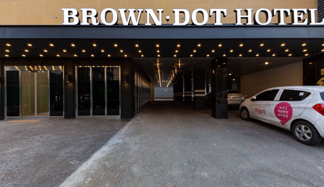 Brown Dot Hotel Cheonan
