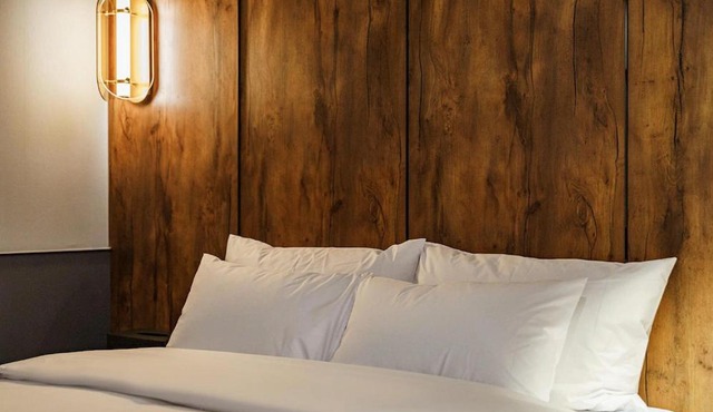 Brown-Dot Hotel Geomdan
