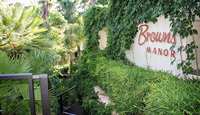 Browns Manor