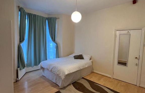 Bruce Rooms