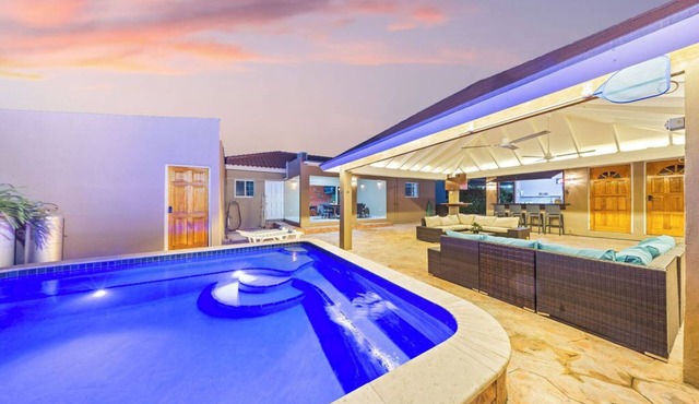 Bubali Breeze Charming Private Villa with pool.