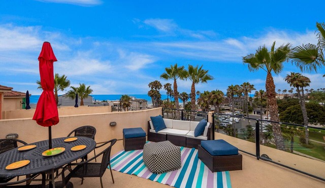 Buccaneer Beach Lookout - 30-Night Minimum