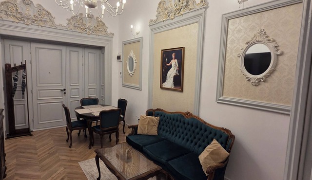 Bucharest Little Paris Elegance
