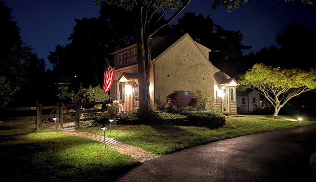 Bucks County Rustic Farmhouse Private Suite