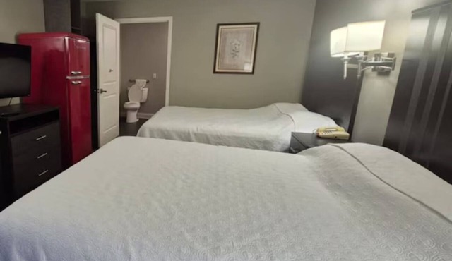 Budget-Friendly Stay in Merrillville near US-30 | Easy Highway Access