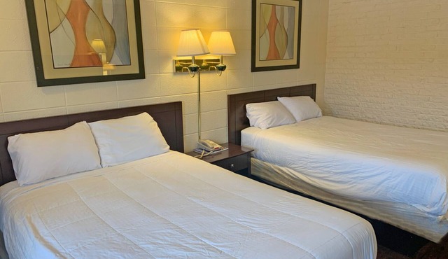 Budget-Friendly Stay near Virginia Tech University with Free Parking
