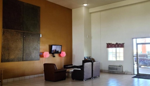 Budget Host Inn