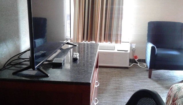 Budget Inn Express