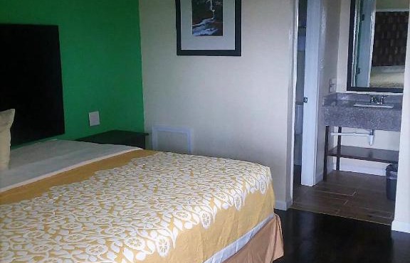 Budget Inn