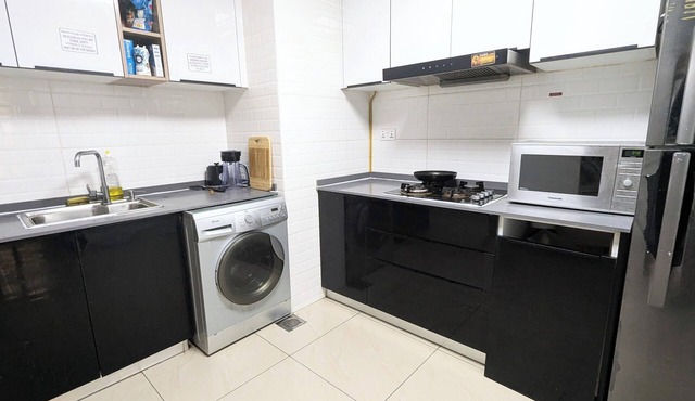 Budget Rooms in marvelous Dubai with WiFi, AC