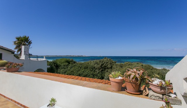 Buen Retiro · Seafront apartment in Sa Rocca Tunda