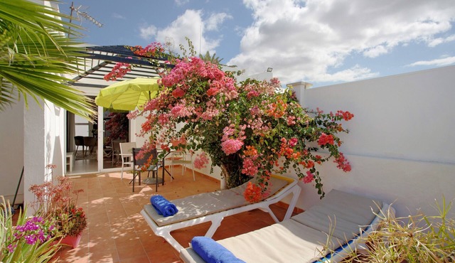 Bungalow Aloe Dunas: jardín, piscina compartida y Wi-Fi rápido en Maspalomas