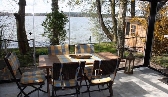 Bungalow directly on the lake with conservatory, very private - Ferienhof Löschebrand