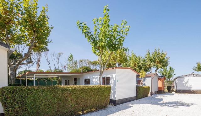 Bungalow 'F' with Private Pool, Private Terrace and Wi-Fi