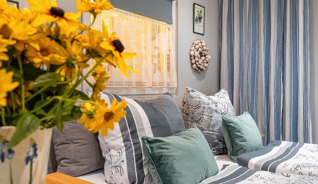 Bungalow 'Im Idyllischen Garten' with Private Terrace, Private Garden and Wi-Fi