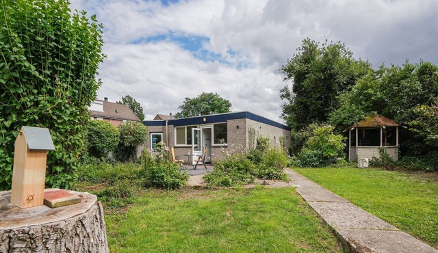 Bungalow in Landgraaf with terrace