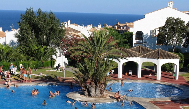 Bungalow in Santa Pola, 3 bedrooms, air conditioning, WIFI