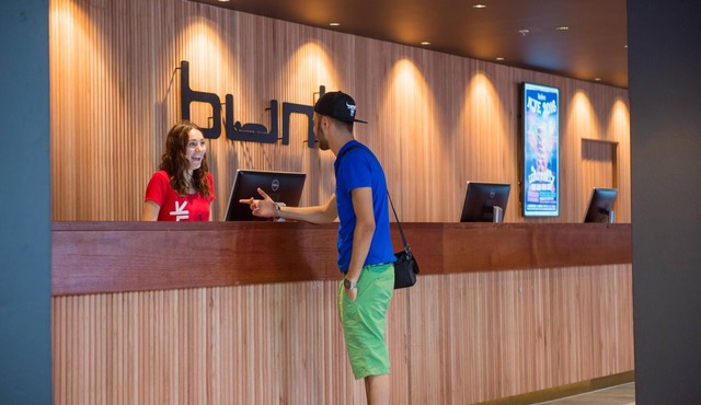 Bunk Backpackers