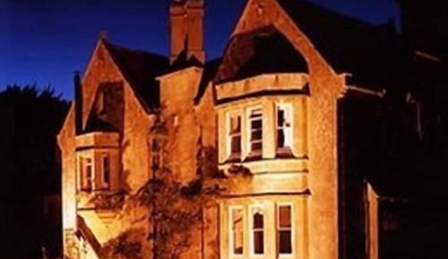 Burcombe Manor