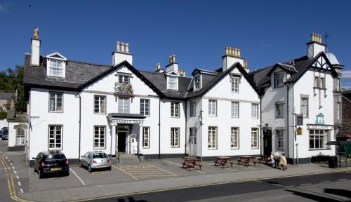 Burnett Arms Hotel
