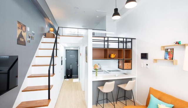 Busan Studio 202