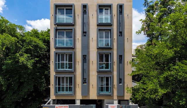 Buteak Suites