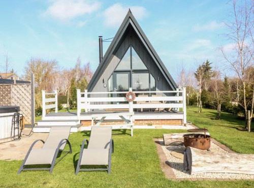 Buttercup Lodge