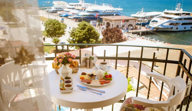 Buyukada Princess Hotel