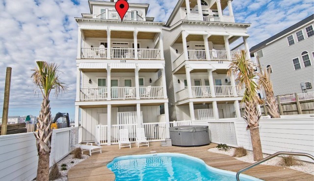 By the Boardwalk, Oceanfront House in Atlantic Beach, NC!