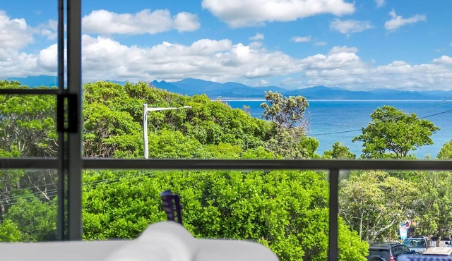 Byron Bay Accom - James Cook 10 - 130 Lighthouse Road