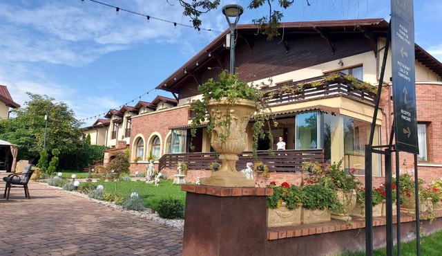 C&C Karo Resort