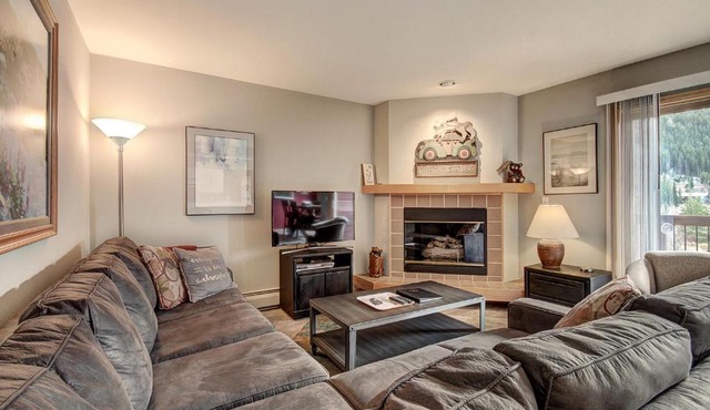 C213 Cinnamon Ridge Condo
