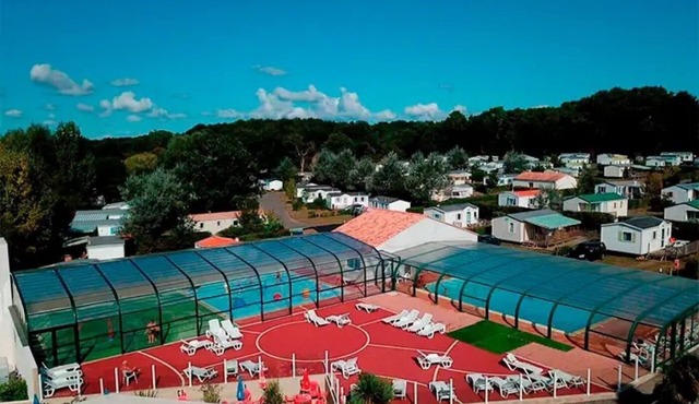 Camping 4 étoiles - Piscine - ccbg0gc