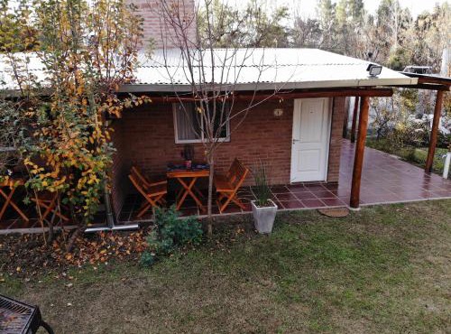 Cabañas nuevas y cercanas a plaza de Villa de las Rosas