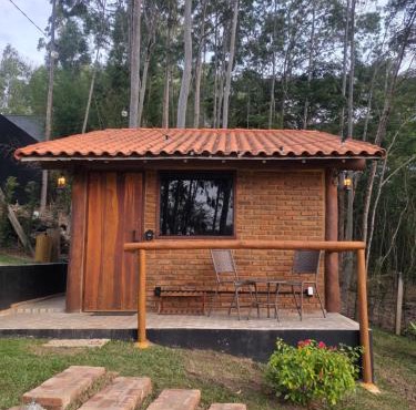 Cabana Fé Miguel Pereira Chalé Para Casal no Centro MP