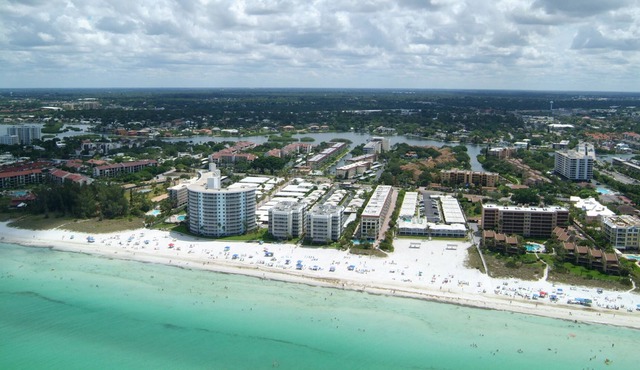 Cabanas on Canal #316, located on the infamous Siesta Key!
