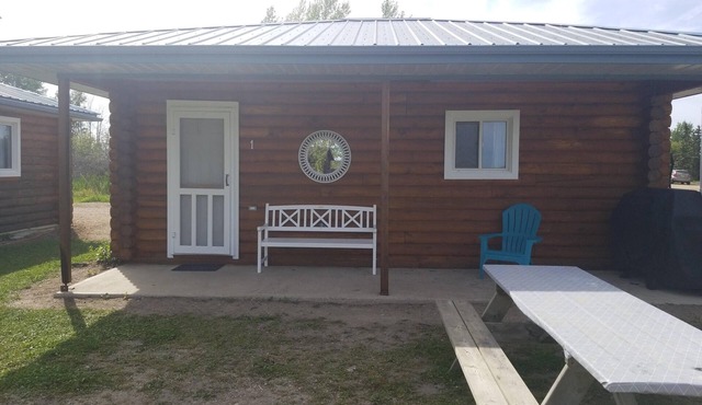 Cabin #1 - 2 Bedroom Cabin at Delaronde Resort