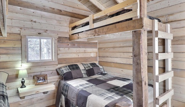 Cabin #2 centrally located to beaches, golfing and the Confederation Trail!