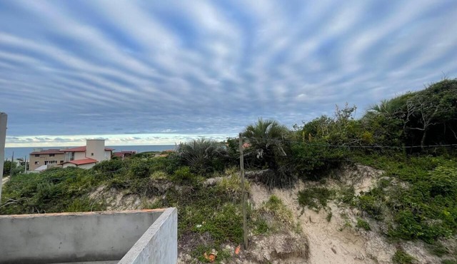 Cabin surrounded by nature, close to the beach and dunes.