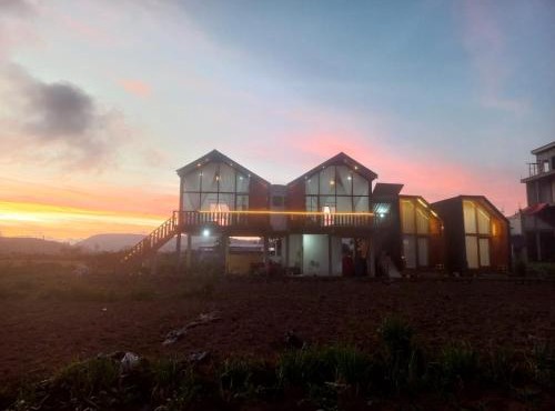 Cabin Wetan Kali Dieng