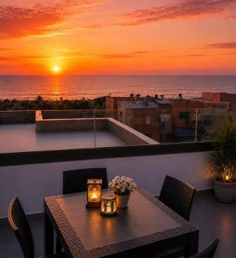 Cactus Apartment - Walk to Surf Beaches, Rooftop View, Remote Work, Free Parking, AC