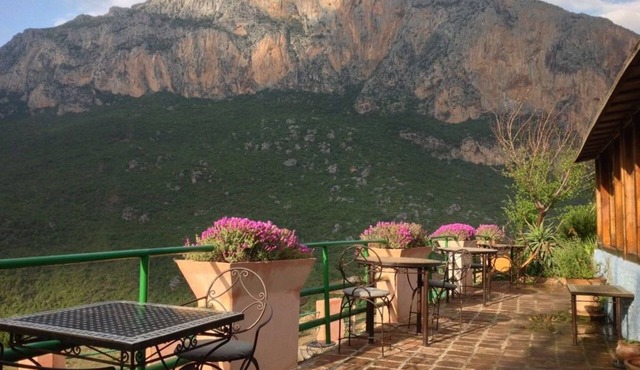 Caiat Refuge