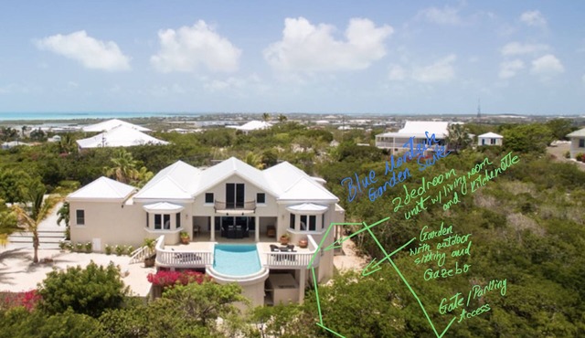 CAICOSVERDE Amazing Garden 2 Bedrooms Suite with Living Room and Kitchenette.