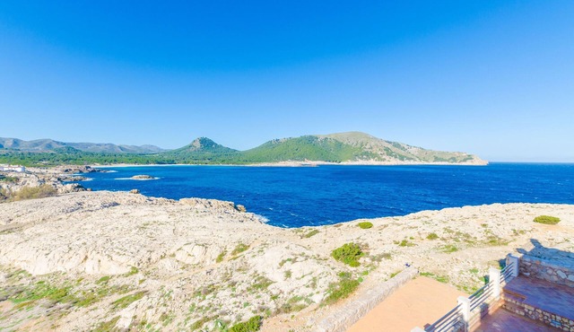 CALA LLITERES 4 - Chalet with sea views in Cala Lliteres (Cala Ratjada). Free WiFi