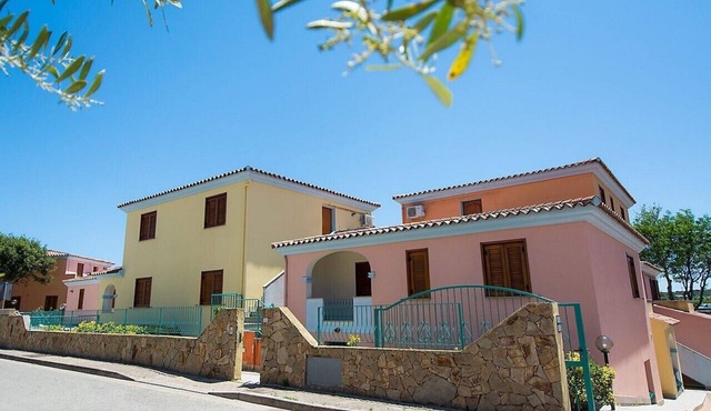 Cala Viola Residence con piscina
